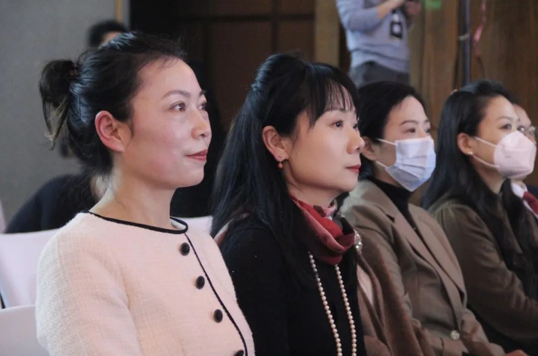 开云体育登录-关于外网官方评论员评价本届中国pnc:最强最合理最看好全球前二十的四名队员11亮26回复绝地求生的信息