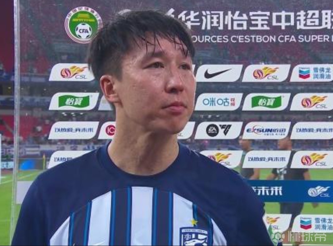 关于里程碑，武汉三镇后卫刘奕鸣已代表中国俱乐部出战200场的信息
