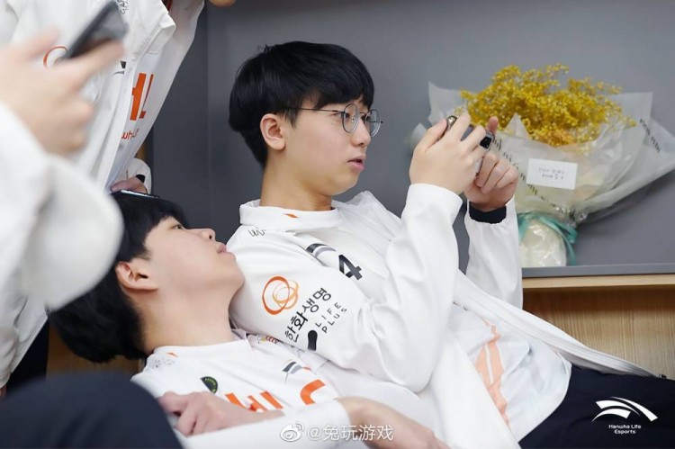 GEN官推分享Chovy：与其要求你相信我，不如用表现征服你(gen战队上单kiln)